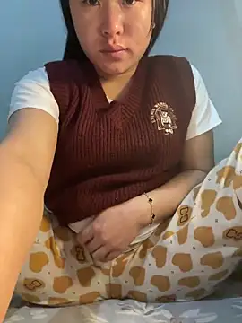 Snapshot of lylyyou chatting on December 3, 11:36 pm lylyyou online show from December 3, 11:36 pm