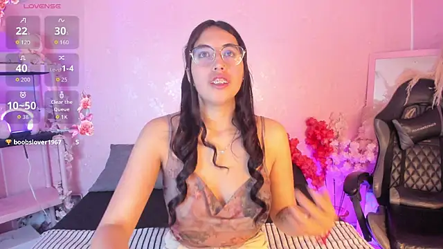 Valk submissive online show from June 2, 5:20 am
