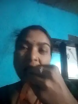 Cute Arushi online show from May 23, 9:30 pm