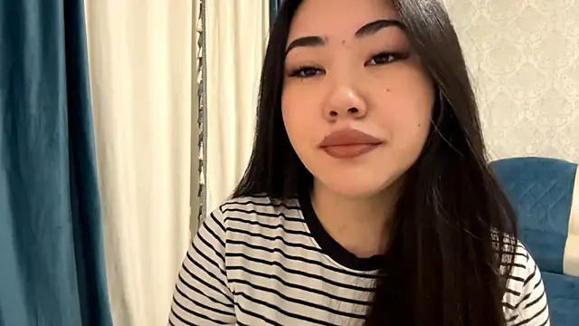 APRYLSUN online show from November 12, 12:05 pm