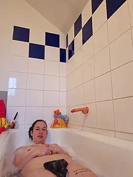 Girlysensuelle online show from December 4, 8:23 am