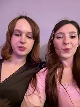 Snapshot of LilluKatten chatting on February 10, 11:58 am LilluKatten online show from February 10, 11:58 am