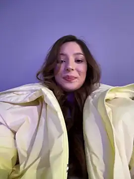 LilluKatten online show from April 9, 11:26 am