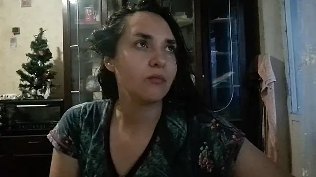 Snapshot of VoulezVous_Angel chatting on December 15, 5:44 am VoulezVous Angel online show from December 15, 5:44 am