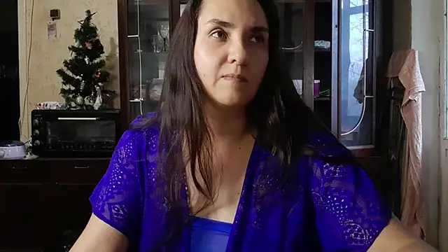 Snapshot of VoulezVous_Angel chatting on December 17, 10:21 am VoulezVous Angel online show from December 17, 10:21 am