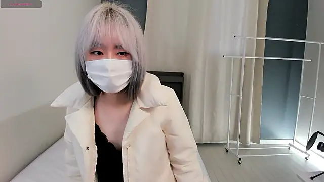 Snapshot of yeji_2001 chatting on November 10, 7:07 am yeji 2001 online show from November 10, 7:07 am