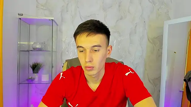 Snapshot of MarkKullen chatting on November 2, 1:24 pm MarkKullen online show from November 2, 1:24 pm