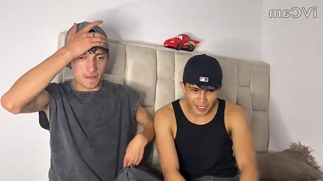 dylan drakee online show from March 22, 12:58 am