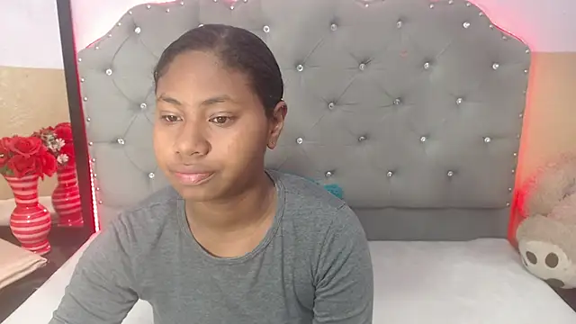 valentinavega18x online show from November 22, 4:33 am