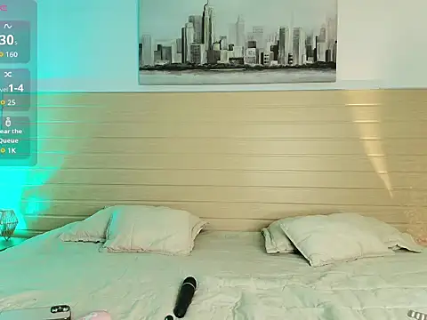 Madisonkay online show from December 4, 7:00 pm