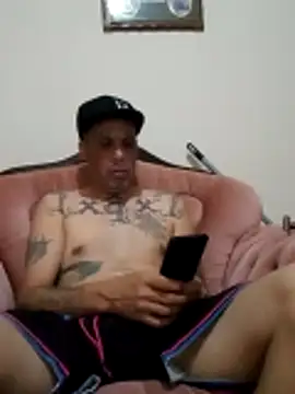 feoGG197 online show from April 14, 11:33 pm