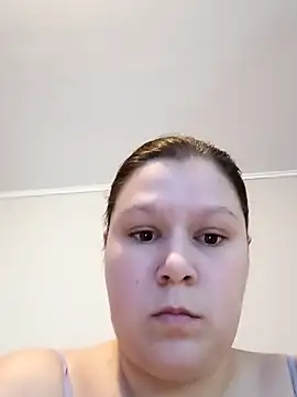 GlitterAuburn online show from February 23, 12:57 pm