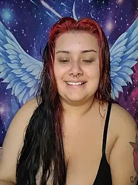 CurvyNoir online show from January 9, 4:10 pm