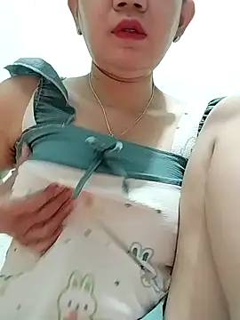 Snapshot of codaivensong chatting on October 31, 10:33 pm codaivensong online show from October 31, 10:33 pm