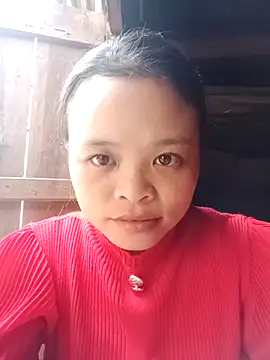 Snapshot of Serena-121 chatting on October 31, 3:40 am Serena-121 online show from October 31, 3:40 am