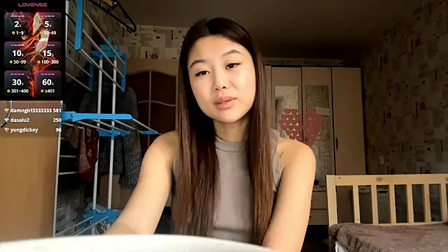 YunDargenio online show from November 2, 11:01 am