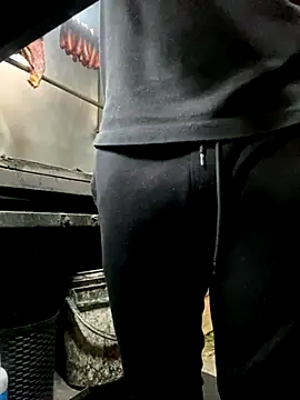 Dylams maja online show from November 6, 11:15 pm