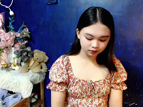 lustfullakim online show from January 10, 1:57 pm