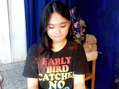 lustfullakim online show from February 15, 12:58 pm