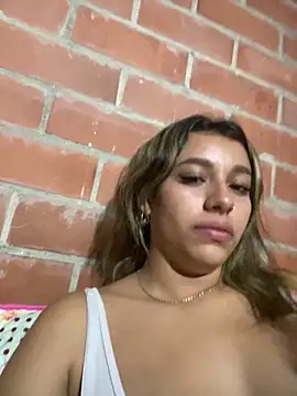 liahot69 online show from April 24, 1:52 am