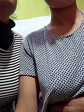 Snapshot of Zoya_Khaan chatting on November 6, 6:09 pm Zoya Khaan online show from November 6, 6:09 pm