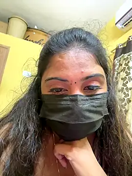 Snapshot of Tamil_Hot_Varshu chatting on December 17, 6:47 pm Tamil Hot Varshu online show from December 17, 6:47 pm