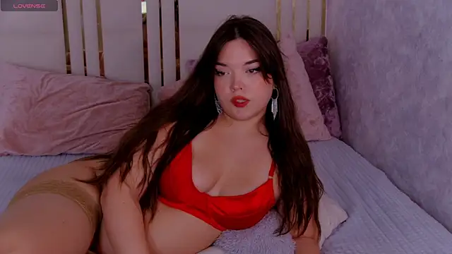 NaomiAster online show from December 1, 8:19 am