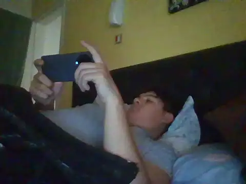 Snapshot of Myboy0020 chatting on November 7, 2:28 pm Myboy0020 online show from November 7, 2:28 pm