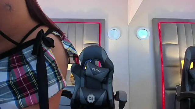 BriannaRivera online show from November 24, 12:16 pm