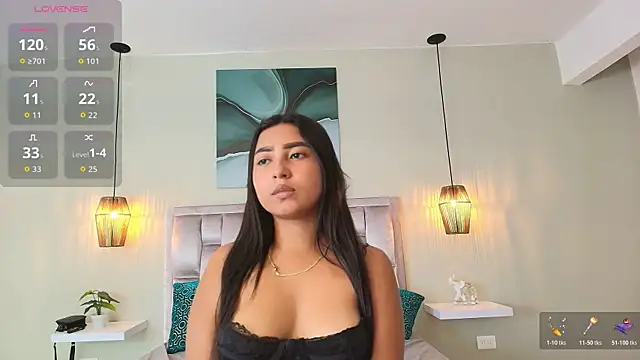 Snapshot of Yisel_sofiaa chatting on November 6, 9:32 am Yisel sofiaa online show from November 6, 9:32 am