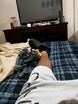 Elpichulotote20 online show from February 22, 7:51 am