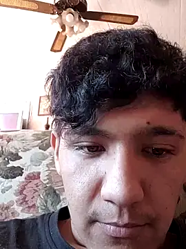 Elpichulotote20 online show from March 31, 4:18 pm