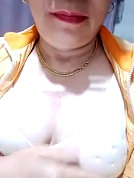 small-house123 online show from December 15, 1:48 pm