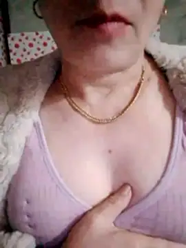 Snapshot of small-house123 chatting on February 11, 1:54 am small-house123 online show from February 11, 1:54 am