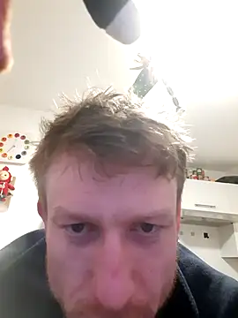 jigglethaypussi online show from February 27, 6:08 pm