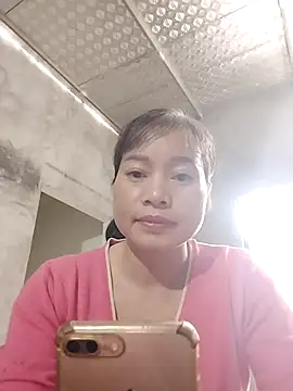 Kiuwi-omao online show from November 2, 7:22 am