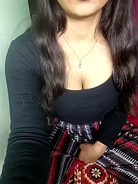 Snapshot of Hey_shiviii chatting on February 24, 3:59 am Hey shiviii online show from February 24, 3:59 am