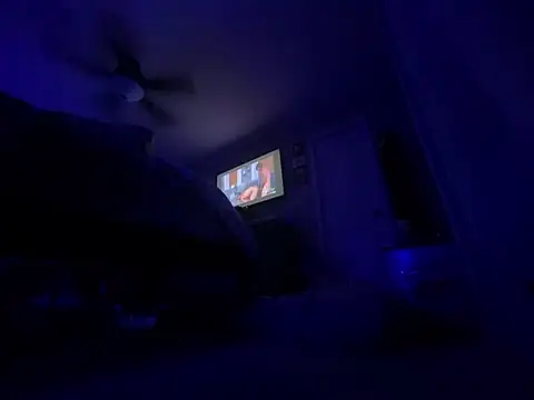 Snapshot of Antnjon chatting on February 28, 12:06 pm Antnjon online show from February 28, 12:06 pm