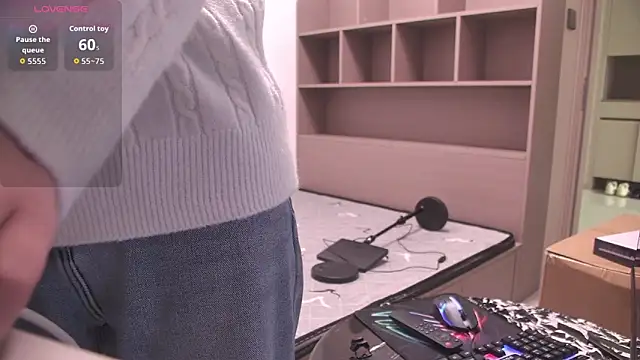 Abby-6 online show from November 1, 3:03 pm