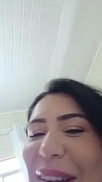 Snapshot of Allyardosia chatting on November 24, 7:46 pm Allyardosia online show from November 24, 7:46 pm