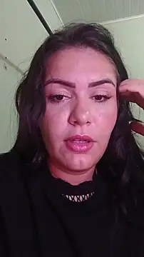 Snapshot of Allyardosia chatting on December 19, 2:18 am Allyardosia online show from December 19, 2:18 am