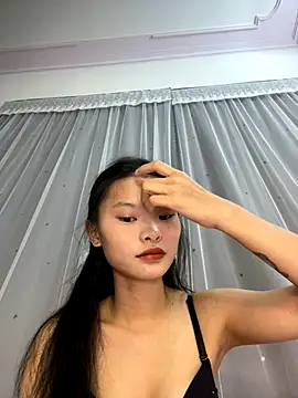 Snapshot of lung-linh chatting on November 3, 12:39 pm lung-linh online show from November 3, 12:39 pm