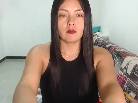 Snapshot of Sweet_eyes0 chatting on February 15, 9:22 pm Sweet eyes0 online show from February 15, 9:22 pm