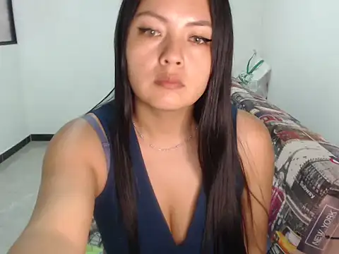 Snapshot of Sweet_eyes0 chatting on February 23, 12:57 pm Sweet eyes0 online show from February 23, 12:57 pm