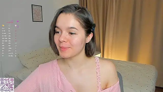Snapshot of Xo_Laura chatting on January 15, 1:54 am Xo Laura online show from January 15, 1:54 am