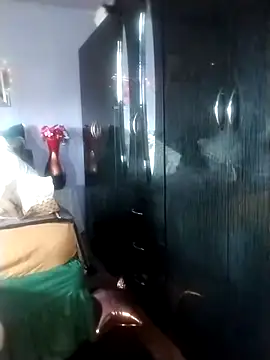 Belinder003 online show from December 22, 1:30 pm