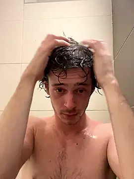 mascboyyy online show from January 18, 11:52 pm