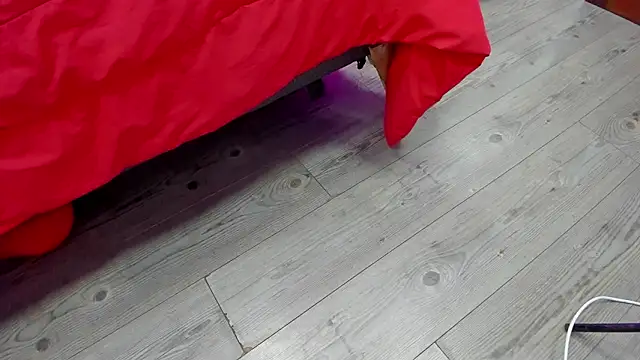 Snapshot of kendra_london chatting on February 13, 11:28 am kendra london online show from February 13, 11:28 am