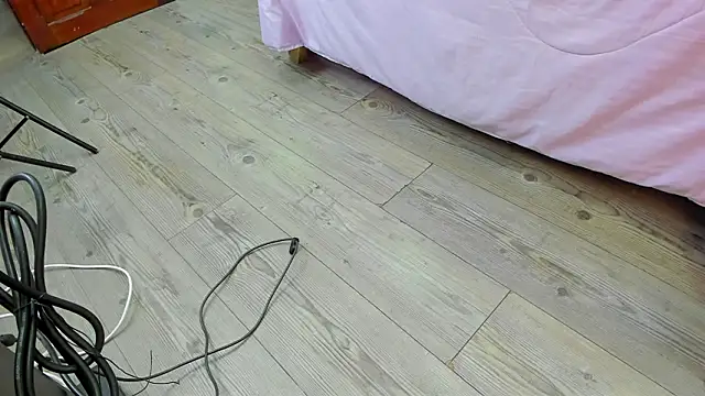 Snapshot of kendra_london chatting on February 21, 11:22 am kendra london online show from February 21, 11:22 am