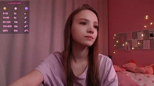 Adria Arjona online show from May 24, 7:35 am
